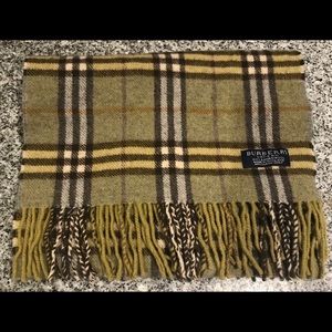 Authentic Classic Lambswool Burberry Scarf